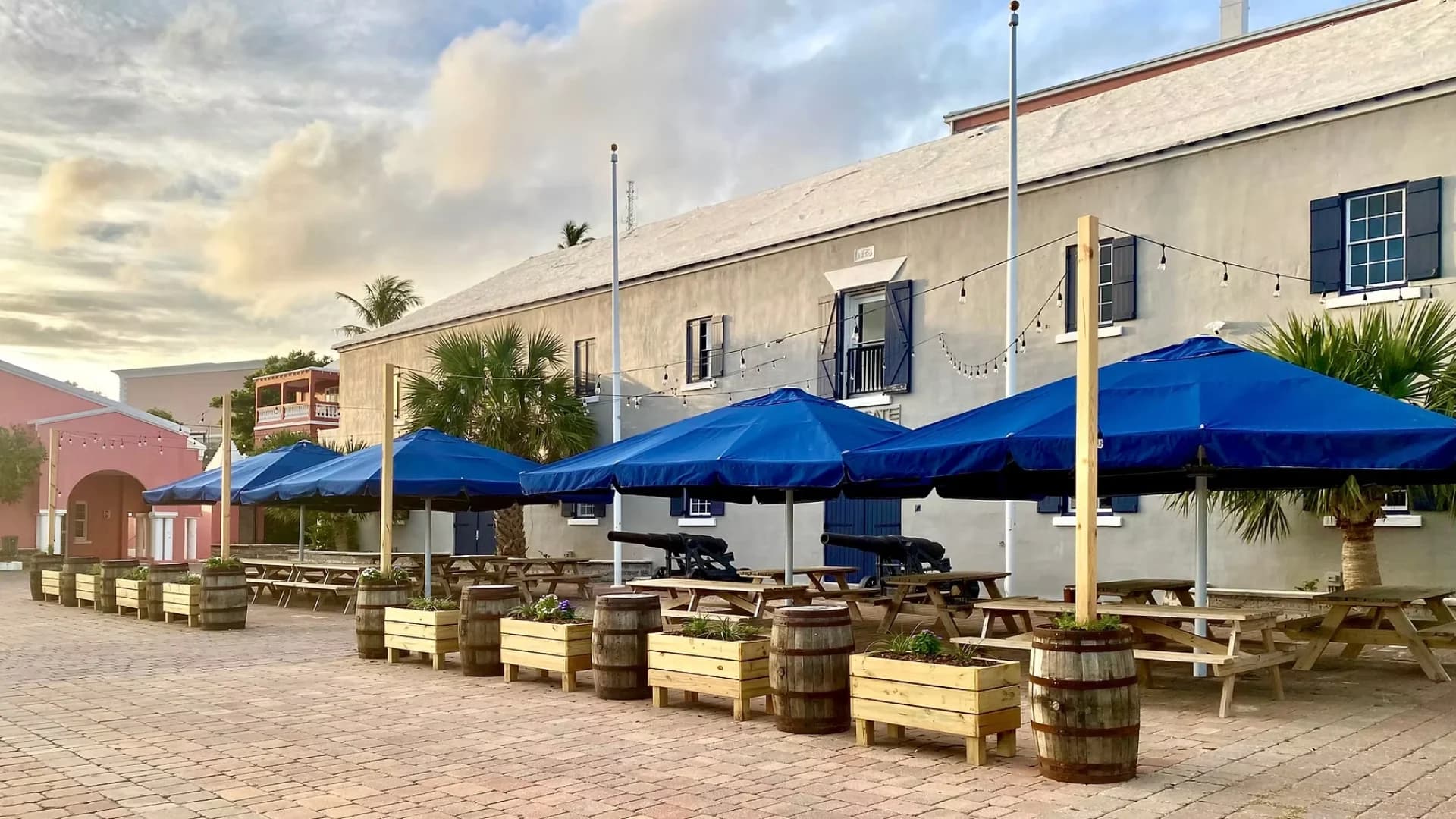 Moongate Brewing Co Presents: Bermuda Day