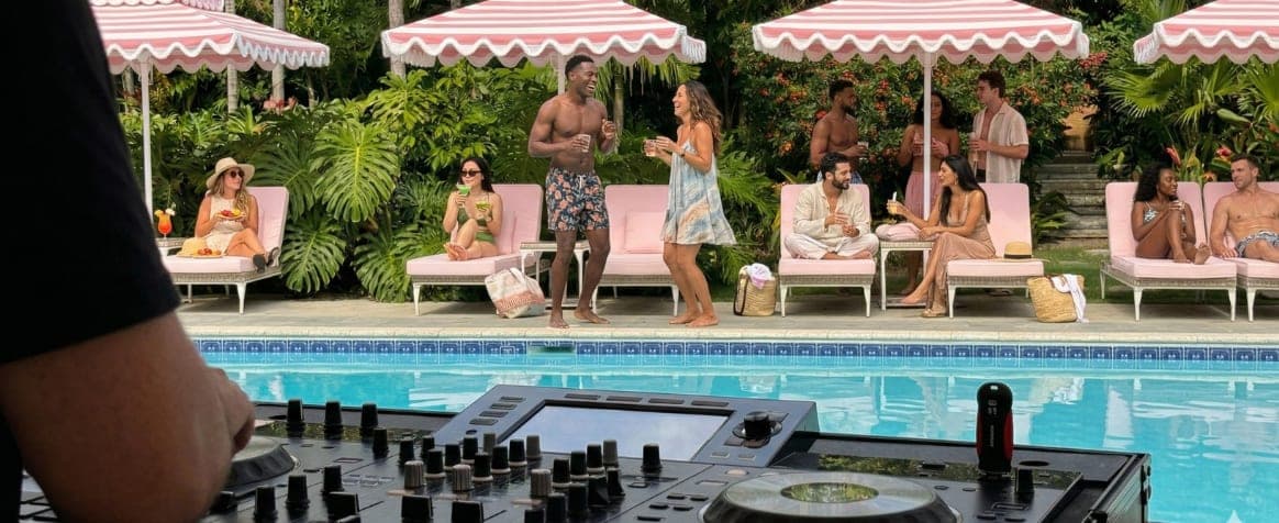 Saturday Sessions at Poolside
